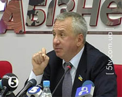 Олексій Кучеренко: “Черновецький демонструє відсутність логіки і послідовності”