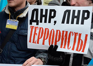 Більше третини українців не відчувають оптимізму щодо стану виконання Мінських домовленостей