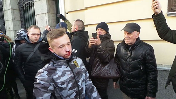Поліція розігнала протести під українським парламентом