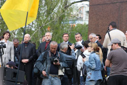 Мітинг 14 опозиційних партій: початок нового Майдану чи випуск “пари”? 27.04.11 р.