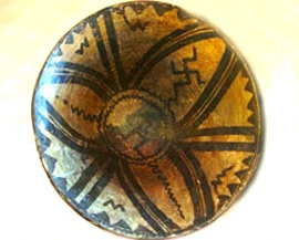 Зображення Сварги-свастики на трипільському посуді. Село Усатове, 4 тисячоліття до нашої ери