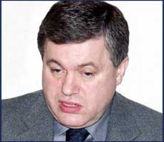 Регіонали вже схотіли у МЗС Чалого