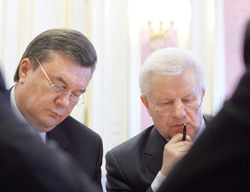 Мороз змушений виправдовуватися за діяльність Цушка і Медведька