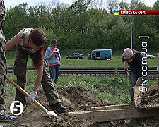 Заповітний курган відновлено Заповітний курган відновлено
