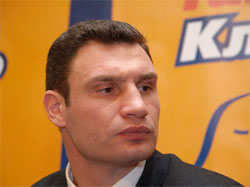 Кличко подав у суд на столичну міліцію. За чесні і демократичні вибори