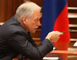 Кремлівські пахани вже повчають Януковича