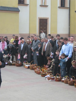 Етнографи порадили, що класти у великодній кошик