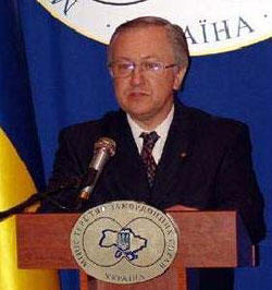 Опозиція підозрює урядників Януковича у здачі національних інтересів