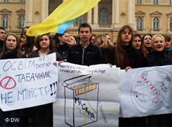 На студентів-активістів тиснуть «профілактичними бесідами»
