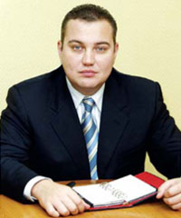 Олігарх Андрій Путілов мавпує патріотичні гасла Олігарх Андрій Путілов мавпує патріотичні гасла