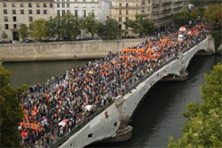 На акцію прийшли більше мільйона громадян На акцію прийшли більше мільйона громадян