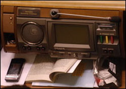 Нардепи вже зібрали підписи за розпуск парламенту Нардепи вже зібрали підписи за розпуск парламенту