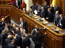 Фракція БЮТ вимагає звільнення всіх політзеків Фракція БЮТ вимагає звільнення всіх політзеків