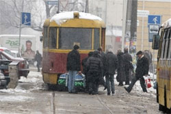 Завтра морози втримаються, оголошено штормове попередження