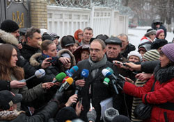 Власенко заявляє, що концтабірна медицина традиційно прибрехує