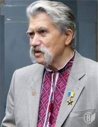 Янукович не знайшов часу для Героя України Левка Лук’яненка Янукович не знайшов часу для Героя України Левка Лук’яненка