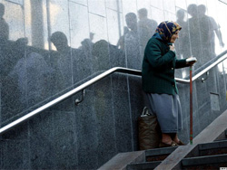 Урядовці Азарова вирішили, що податок на нерухомість не задовільняє їхні апетити Урядовці Азарова вирішили, що податок на нерухомість не задовільняє їхні апетити