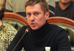 Фальсифікувати вибори будуть як за «традиційними технологіями», так і підробленими протоколами