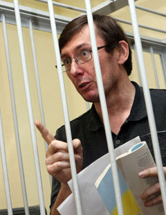 Луценко звинуватив Кузьміна у злочині