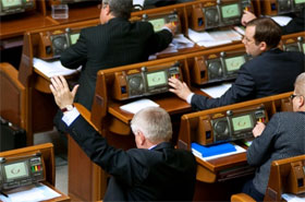 Регіонали переконували журналістів, що в їхній фракції немає сумісників Регіонали переконували журналістів, що в їхній фракції немає сумісників