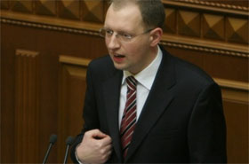 Опозиція вважає Пшонка має порушити справу через незаконне захоплення влади Опозиція вважає Пшонка має порушити справу через незаконне захоплення влади