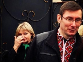 Луценка завтра госпіталізують 