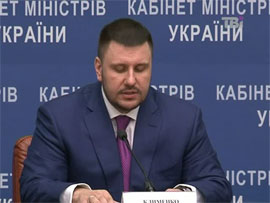 Урядовці обіцяють підготувати законопроект про обов’язкове декларування доходів за три місяці Урядовці обіцяють підготувати законопроект про обов’язкове декларування доходів за три місяці