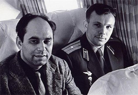 Пєсков був першим, хто взяв інтерв’ю у Юрія Гагаріна Пєсков був першим, хто взяв інтерв’ю у Юрія Гагаріна