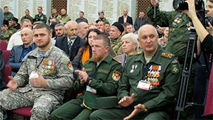 Був на з’їзді бойовик на прізвисько Моторола, який розповідав, що сам “розстріляв 15 полонених” українських військових Був на з’їзді бойовик на прізвисько Моторола, який розповідав, що сам “розстріляв 15 полонених” українських військових