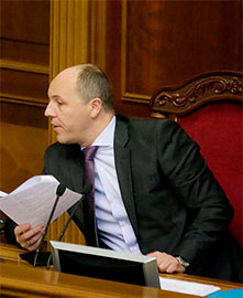 Політична криза. Парубій переконує, що коаліція ще існує