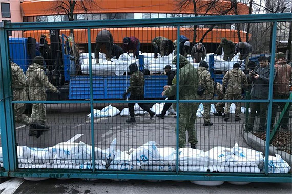 Президент Порошенко вважає неприпустимим тиск на ЗМІ