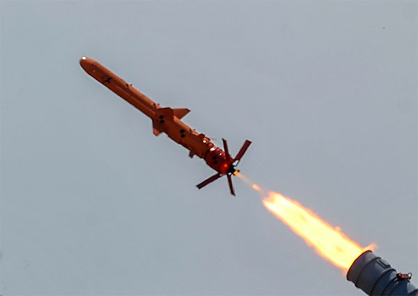Тривають державні випробування нової крилатої ракети
