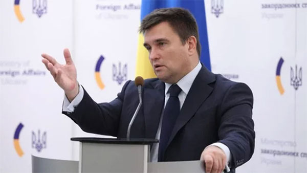 Зеленський несподівано звинуватив МЗС в тому, що не проконсультувалися