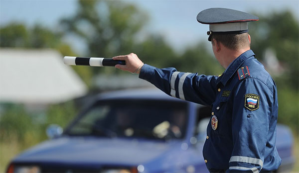 Актора заарештували за ролик, в якому він зображував співробітника дорожньої поліції