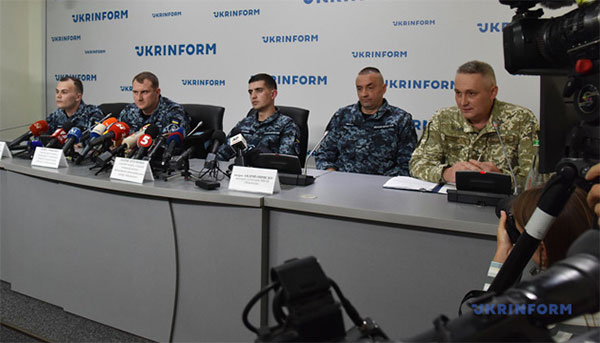 Політв’язні Кремля розповідають. Звільнені моряки розповіли про морський перехід і полон
