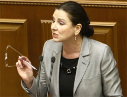 Влада шиє проти Тимошенко нові кримінальні справи Влада шиє проти Тимошенко нові кримінальні справи