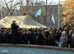 Янукович злякався подивитися в очі голодуючим землякам-чорнобильцям? Янукович злякався подивитися в очі голодуючим землякам-чорнобильцям?