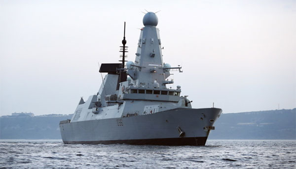 У Британії з’ясували, як таємні документи стосовно есмінця Defender потрапили на зупинку