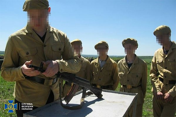 За матеріалами СБУ постане перед судом терорист, який готував підлітків для служби у «ДНР»