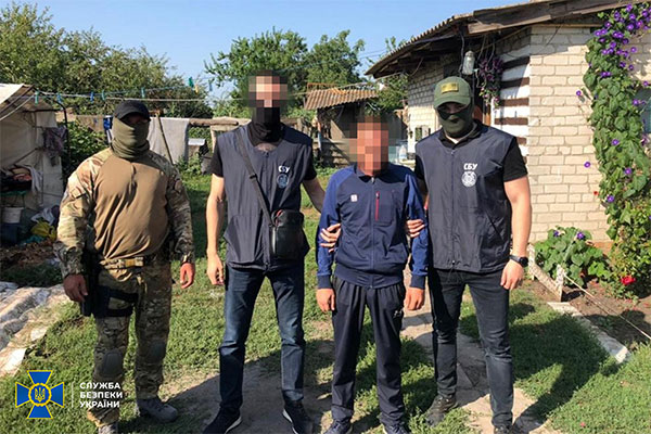 Контррозвідка СБУ затримала двох колишніх бойовиків «Л/ДНР», які обстрілювали позиції українських військових