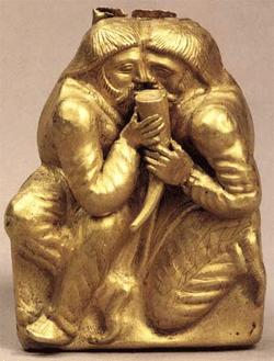 Золота пластина із зображенням обряду побратимства скіфів. IV ст. до н.е. Курган Куль-Оба поблизу Керчі