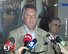 Луканово посміхаючись: Слава Богу, що Калашніков не голодував