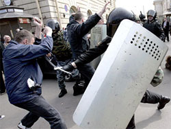  Два протести, одна ознака надії