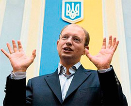 Відставка Яценюка: публічний хід чи невивчені уроки владної кризи 2005-го?