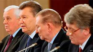 Манія само-обнуління в українській політиці