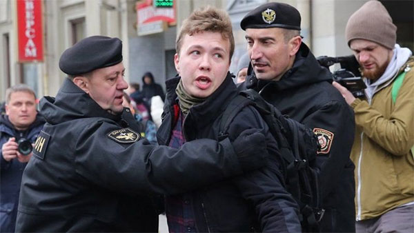 Романа Протасевича арештували після примусової посадки літака у Мінську. Фото з акції протесту у 2017