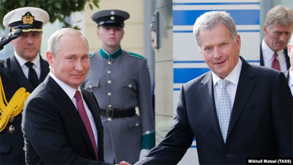 Президенти Росії та Фінляндії Володимир Путін та Саулі Нійністе на переговорах у Гельсінкі, 21 серпня 2019 року